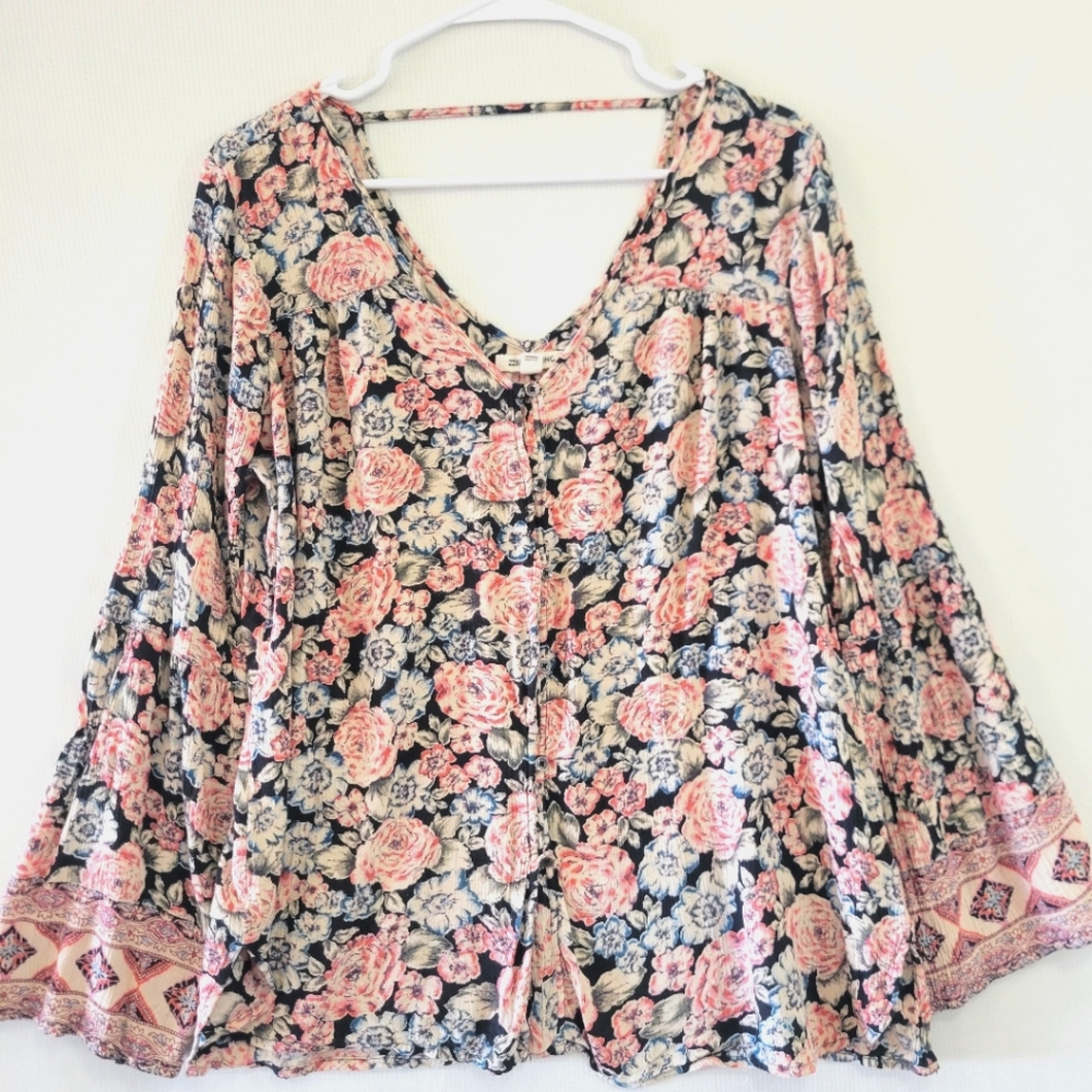 Billabong Floral Cottagecore Button Rayon Top Large